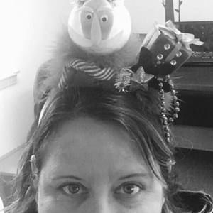 Meet your Posher, Leanne